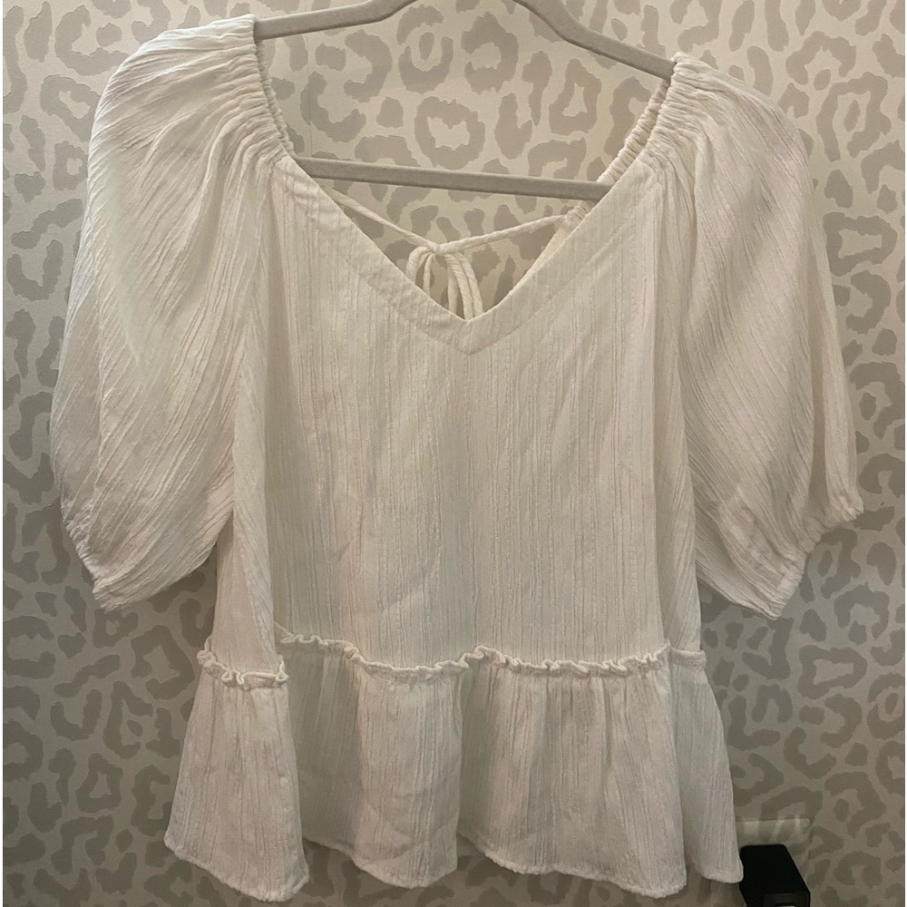 Boutique top size small, white